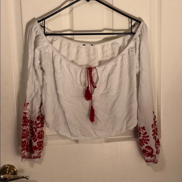 Off the shoulder crop top - Picture 3 of 3